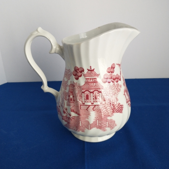 WESSEX Willow Red Chinoiserie Pitcher - Picture 3 of 10